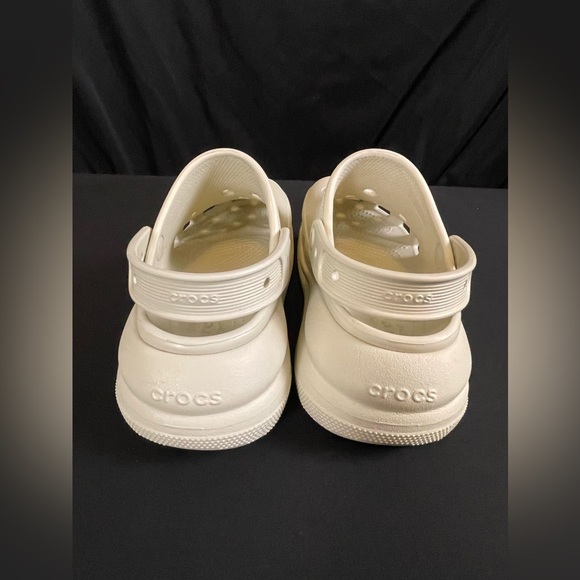 Crocs Classic Crush Slip-on Platform Clog - Bone Beige - Women’s 8 - Picture 3 of 9